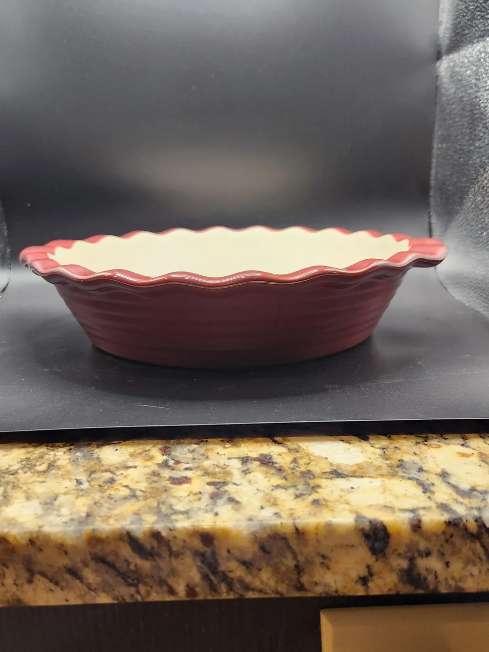 Pampered Chef Pie Plate 9